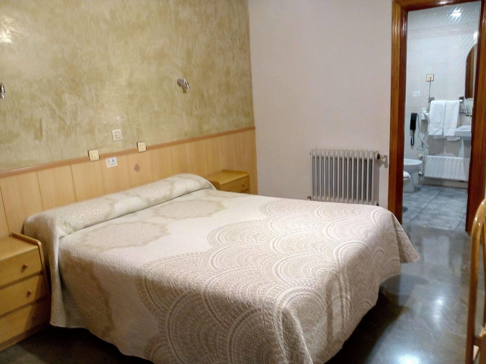 Hostal Manolete Lanjarón المظهر الخارجي الصورة